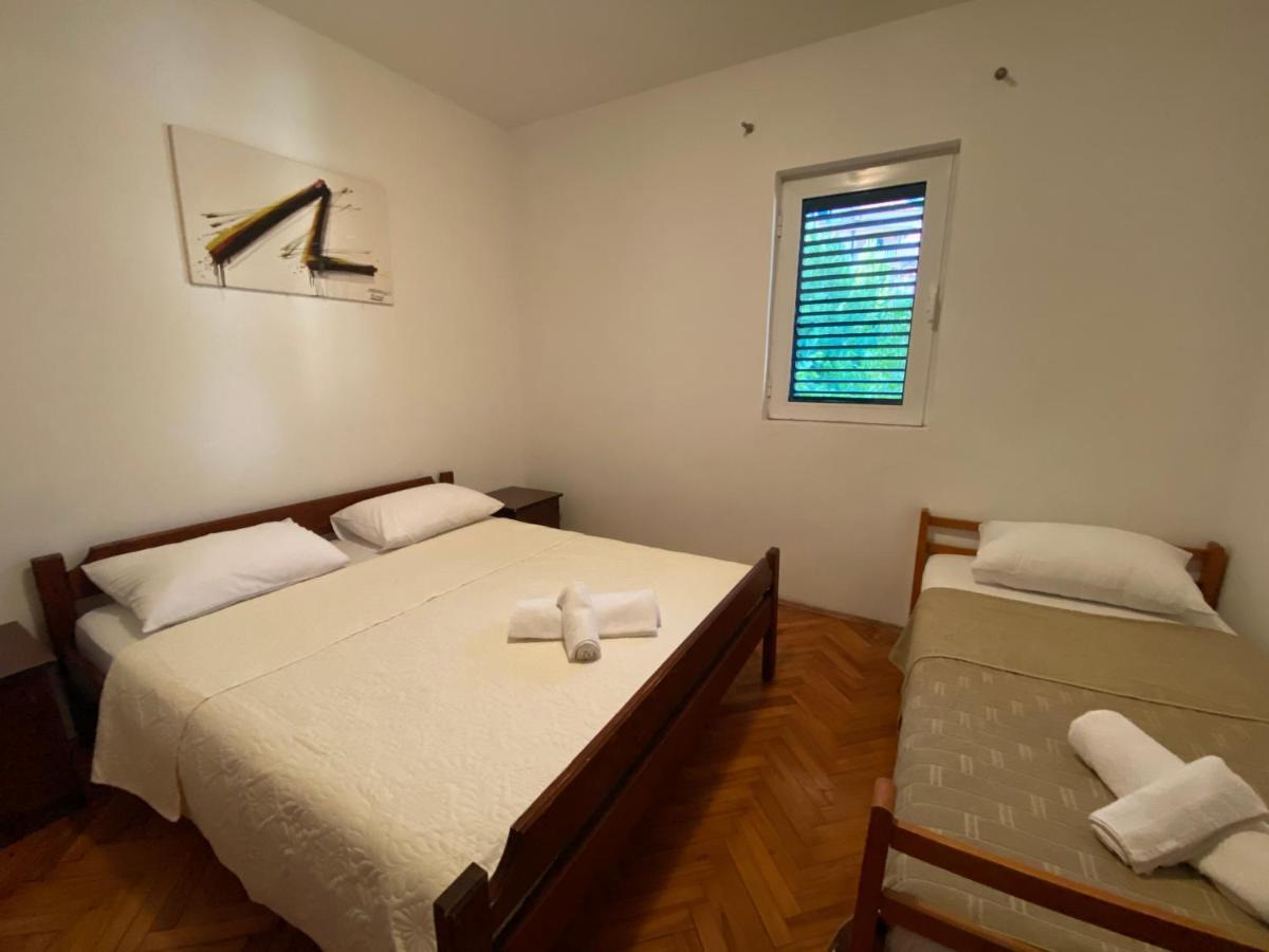 Petrovac Apartments Mandarina Garden מראה חיצוני תמונה
