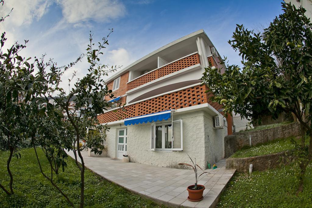 Petrovac Apartments Mandarina Garden מראה חיצוני תמונה
